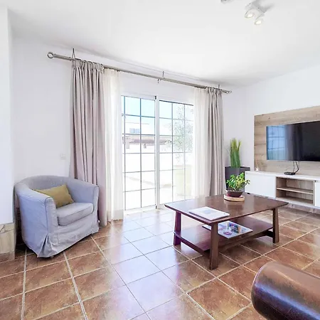 빌라 Casa Tauro